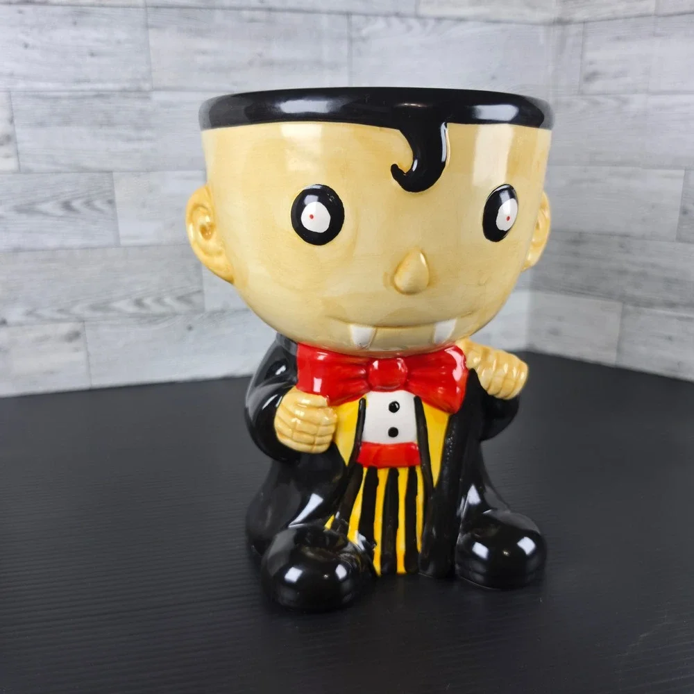 Halloween Vampire Dracula Ceramic Planter Candy Bowl Black Red Yellow 7 Inch